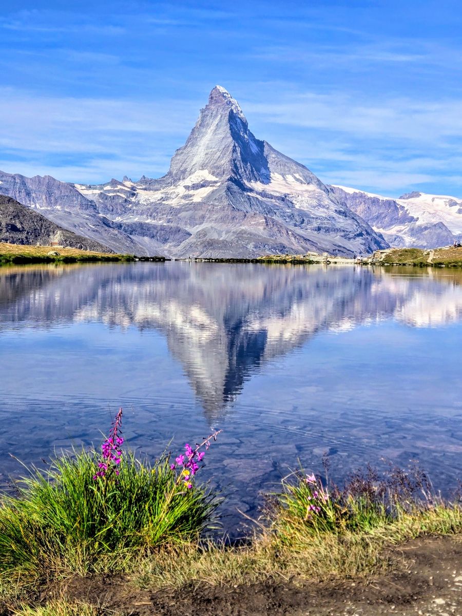 A picturesque view of the Matterhorn